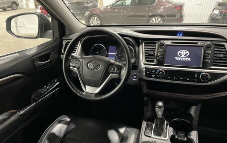 Toyota Highlander III, 2014 год, 2 895 000 рублей, 8 фотография