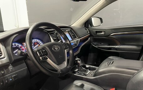 Toyota Highlander III, 2014 год, 2 895 000 рублей, 10 фотография