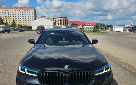 BMW 5 серия, 2020 год, 5 500 000 рублей, 2 фотография