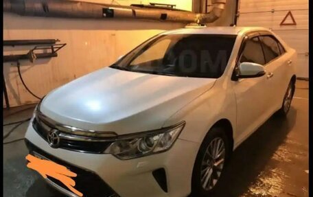 Toyota Camry, 2016 год, 2 700 000 рублей, 13 фотография