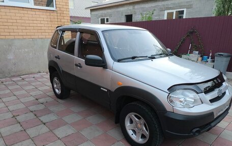 Chevrolet Niva I рестайлинг, 2012 год, 635 000 рублей, 9 фотография