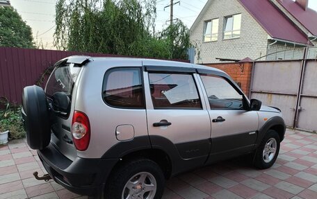 Chevrolet Niva I рестайлинг, 2012 год, 635 000 рублей, 2 фотография