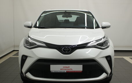 Toyota C-HR I рестайлинг, 2024 год, 3 600 000 рублей, 8 фотография