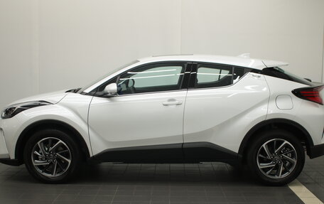 Toyota C-HR I рестайлинг, 2024 год, 3 600 000 рублей, 13 фотография