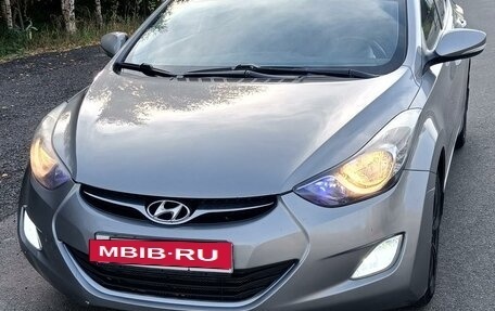 Hyundai Elantra V, 2011 год, 735 000 рублей, 1 фотография