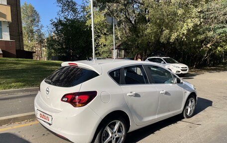 Opel Astra J, 2012 год, 800 000 рублей, 3 фотография