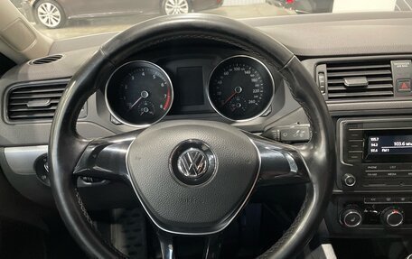 Volkswagen Jetta VI, 2016 год, 1 290 000 рублей, 13 фотография