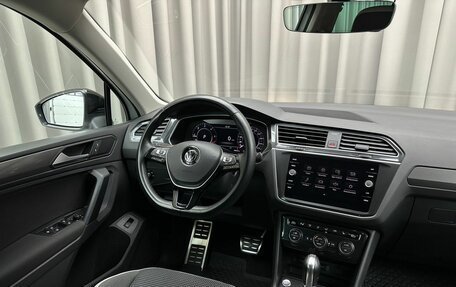 Volkswagen Tiguan II, 2018 год, 3 300 000 рублей, 8 фотография