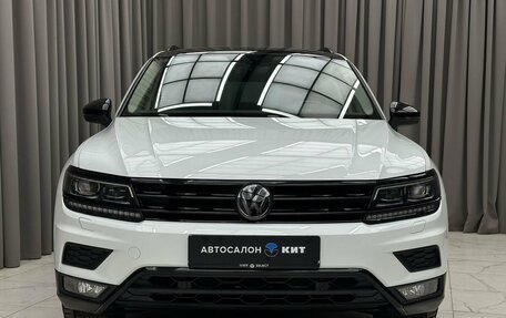 Volkswagen Tiguan II, 2018 год, 3 300 000 рублей, 2 фотография