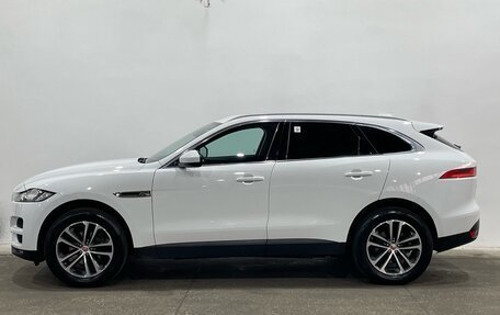 Jaguar F-Pace, 2017 год, 2 850 000 рублей, 8 фотография