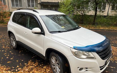 Volkswagen Tiguan I, 2010 год, 950 000 рублей, 2 фотография