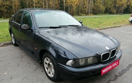 BMW 5 серия, 2001 год, 295 000 рублей, 2 фотография