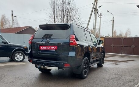 Toyota Land Cruiser Prado 150 рестайлинг 2, 2017 год, 4 650 000 рублей, 9 фотография