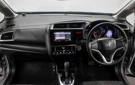 Honda Fit III, 2017 год, 1 159 000 рублей, 8 фотография