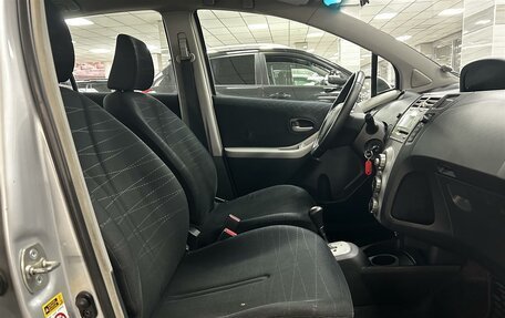 Toyota Yaris III рестайлинг, 2007 год, 645 000 рублей, 8 фотография