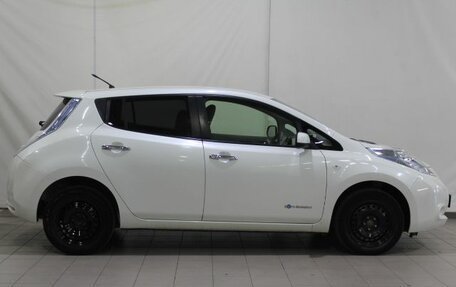 Nissan Leaf I, 2011 год, 765 000 рублей, 4 фотография