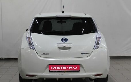 Nissan Leaf I, 2011 год, 765 000 рублей, 6 фотография