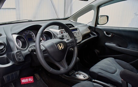 Honda Fit III, 2009 год, 845 000 рублей, 10 фотография