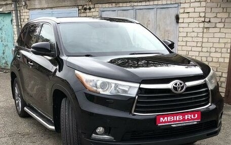 Toyota Highlander III, 2014 год, 2 650 000 рублей, 1 фотография