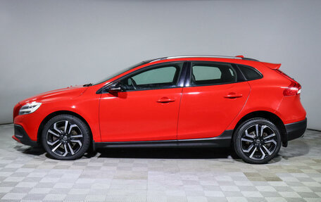 Volvo V40 Cross Country I, 2017 год, 2 048 000 рублей, 8 фотография