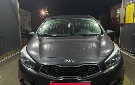 KIA cee'd III, 2013 год, 1 075 000 рублей, 2 фотография