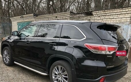 Toyota Highlander III, 2014 год, 2 650 000 рублей, 5 фотография