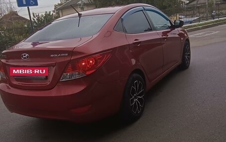 Hyundai Solaris II рестайлинг, 2011 год, 900 000 рублей, 3 фотография