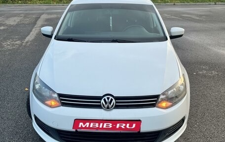 Volkswagen Polo VI (EU Market), 2014 год, 840 000 рублей, 2 фотография