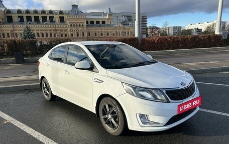 KIA Rio III рестайлинг, 2014 год, 940 000 рублей, 7 фотография