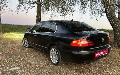 Skoda Superb III рестайлинг, 2010 год, 950 000 рублей, 6 фотография