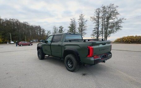 Toyota Tundra, 2022 год, 13 000 000 рублей, 2 фотография