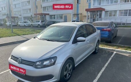 Volkswagen Polo VI (EU Market), 2014 год, 880 000 рублей, 2 фотография