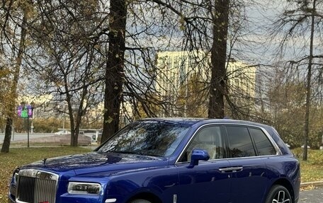 Rolls-Royce Cullinan, 2019 год, 29 990 000 рублей, 10 фотография