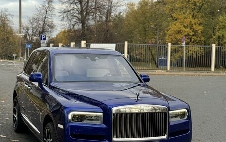 Rolls-Royce Cullinan, 2019 год, 29 990 000 рублей, 11 фотография