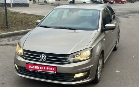 Volkswagen Polo VI (EU Market), 2016 год, 750 000 рублей, 2 фотография