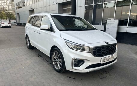 KIA Carnival III, 2019 год, 3 045 000 рублей, 3 фотография