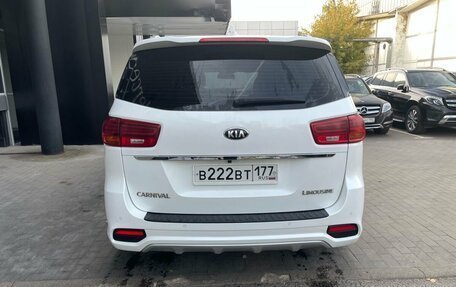 KIA Carnival III, 2019 год, 3 045 000 рублей, 7 фотография