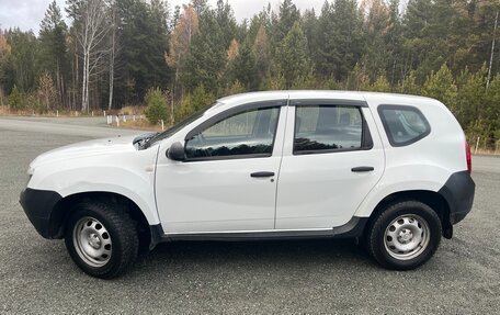 Renault Duster I рестайлинг, 2014 год, 970 000 рублей, 2 фотография