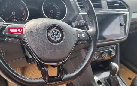 Volkswagen Tiguan II, 2019 год, 2 895 000 рублей, 8 фотография