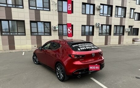 Mazda 3, 2019 год, 2 480 000 рублей, 11 фотография