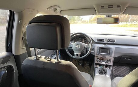 Volkswagen Passat B7, 2011 год, 1 070 000 рублей, 12 фотография