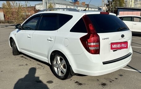 KIA cee'd I рестайлинг, 2009 год, 710 000 рублей, 2 фотография