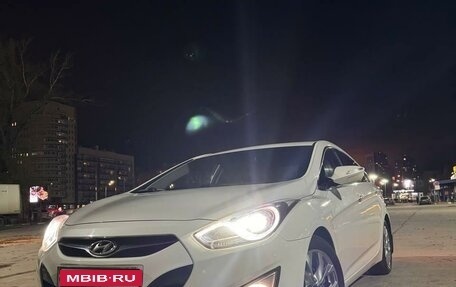 Hyundai i40 I рестайлинг, 2015 год, 1 550 000 рублей, 1 фотография