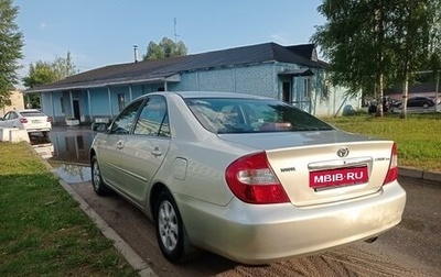 Toyota Camry V40, 2004 год, 800 000 рублей, 1 фотография