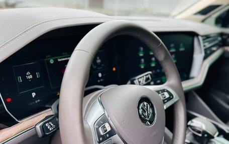 Volkswagen Touareg III, 2018 год, 5 550 000 рублей, 21 фотография