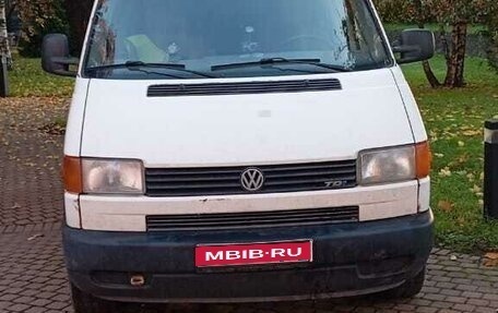 Volkswagen Transporter T4, 2002 год, 750 000 рублей, 1 фотография