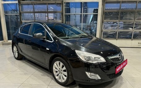 Opel Astra J, 2011 год, 850 000 рублей, 7 фотография