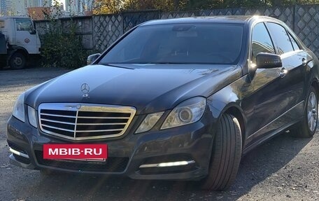 Mercedes-Benz E-Класс, 2010 год, 1 749 000 рублей, 2 фотография