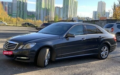 Mercedes-Benz E-Класс, 2010 год, 1 749 000 рублей, 3 фотография