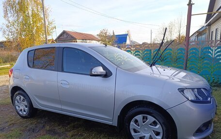 Renault Sandero II рестайлинг, 2015 год, 900 000 рублей, 15 фотография